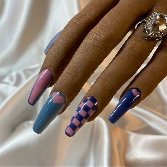 24 piece set of Press on Nails Coffin Shape - Picture 6 of 11